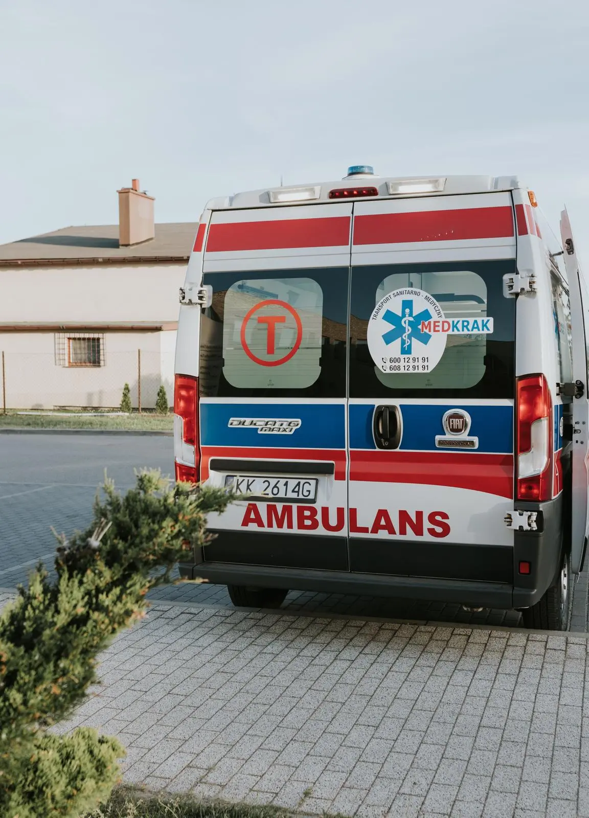 Tył ambulansu